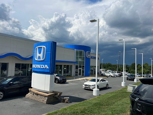 Flow Honda in Winston Salem, 2600 Peters Creek Pkwy, Winston-Salem, NC 27127, USA, 