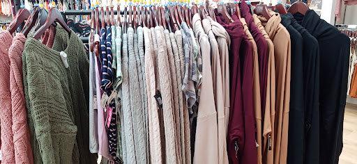 Clothing Store «Uptown Cheapskate», reviews and photos, 1830 York Rd, Timonium, MD 21093, USA