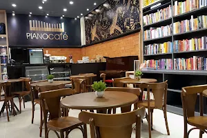Piano Café | Estação Mall image