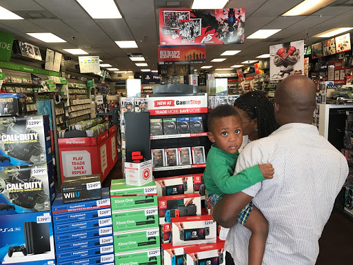 Video Game Store «GameStop», reviews and photos, 18479 S Dixie Hwy, Cutler Bay, FL 33157, USA