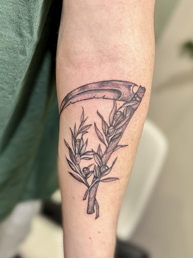 Explore long live tattoos ideas, creative tattoo ideas in Charlotte, available at Olive Branch Tattoo Studio