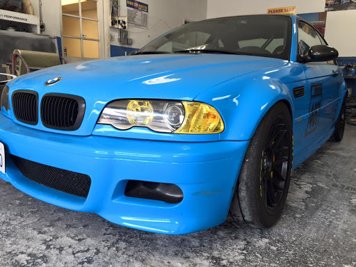 Auto Body Shop «One Stop Auto Body & Paint», reviews and photos, 7484 Foothill Blvd, Tujunga, CA 91042, USA