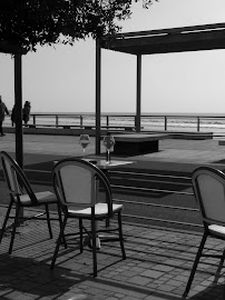 Atmosphère du Restaurant Café de la Plage à Les Sables-d'Olonne - n°10