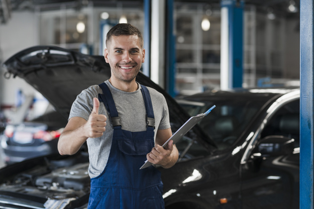 IQwheels Car Repairing Workshop