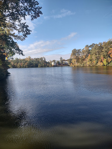 Noland Trail Head Parking