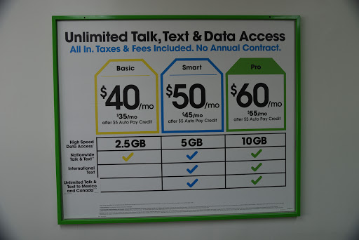 Cell Phone Store «Cricket Wireless Authorized Retailer», reviews and photos, 9115 Little Rd, New Port Richey, FL 34654, USA
