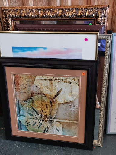 Clothing Store «Furry Friends Thrift», reviews and photos, 615 W Indiantown Rd, Jupiter, FL 33458, USA