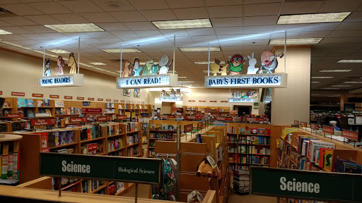 Book Store «Barnes & Noble Booksellers Crabtree Mall», reviews and photos, 4325 Glenwood Ave, Raleigh, NC 27612, USA