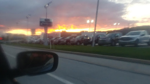 Car Dealer «Sloan Ford», reviews and photos, 415 W Lincoln Hwy, Exton, PA 19341, USA