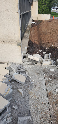 Auto Body Shop «Brandon Body Shop», reviews and photos, 134 W Robertson St, Brandon, FL 33511, USA