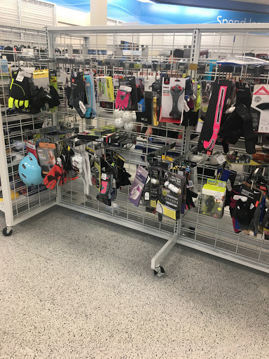 Clothing Store «Ross Dress for Less», reviews and photos, 104 Vintage Way, Novato, CA 94945, USA