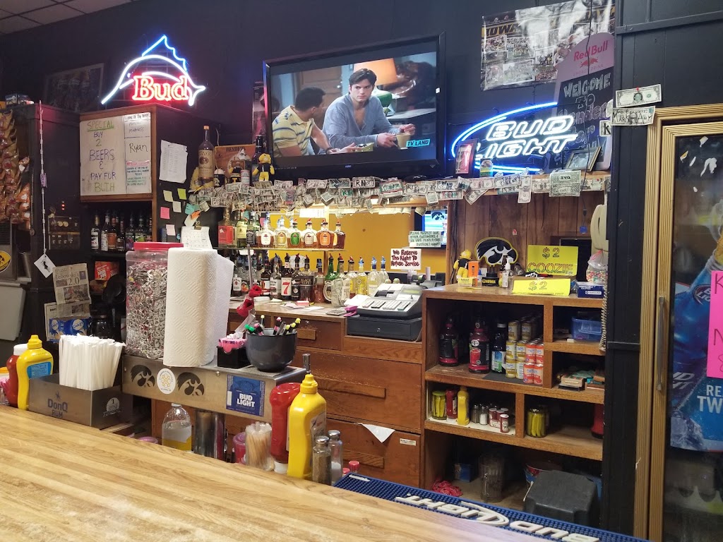 Bender's Bar & Grill 52356