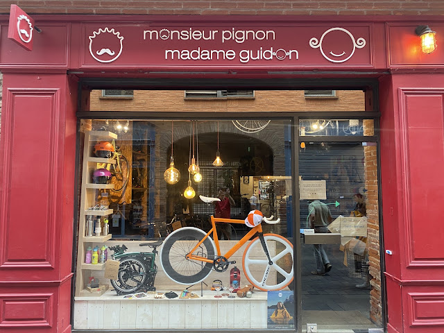 Mr. Pignon Mrs. Guidon