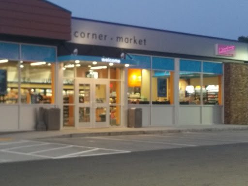 Convenience Store «Seasons Corner Market», reviews and photos, 8 Cranberry Hwy, West Wareham, MA 02576, USA