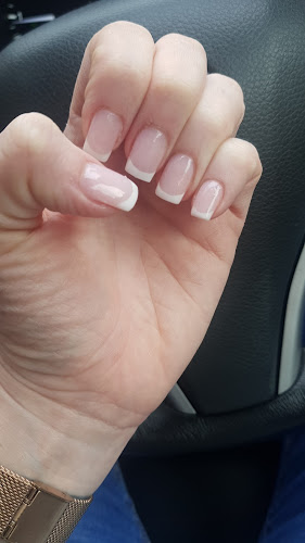 Comments and reviews of Mila Nails & Beauty