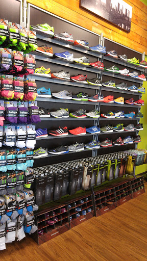 Sporting Goods Store «Fleet Feet Sports Columbus», reviews and photos, 1270 E Powell Rd, Lewis Center, OH 43035, USA