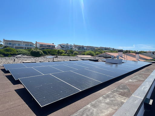 Photo of Evergreen Solar and Home Battery