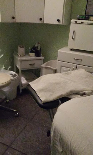 Beauty Salon «Avalon Salon and Day Spa», reviews and photos, 7155 W Pleasant Valley Rd, Parma, OH 44129, USA