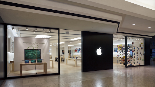 Apple shops in Denver