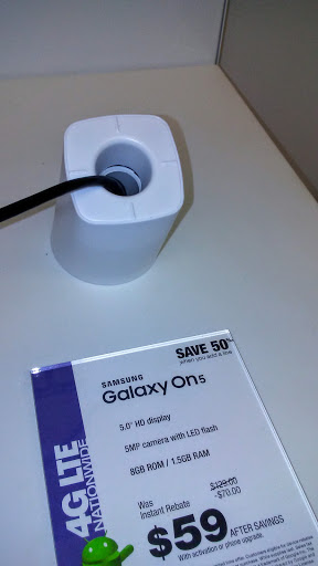 Cell Phone Store «MetroPCS Authorized Dealer», reviews and photos, 1333 St George Ave, Colonia, NJ 07067, USA