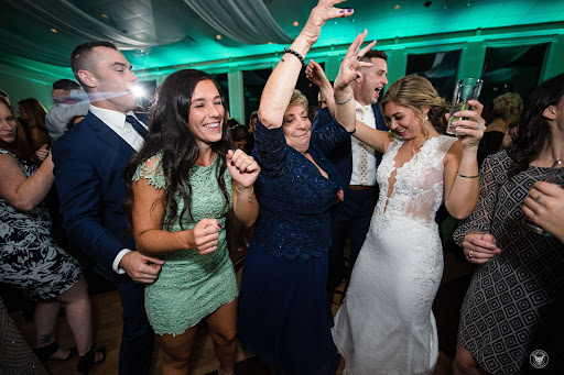 Wedding Venue «Lands End Caterers», reviews and photos, 80 Browns River Rd, Sayville, NY 11782, USA