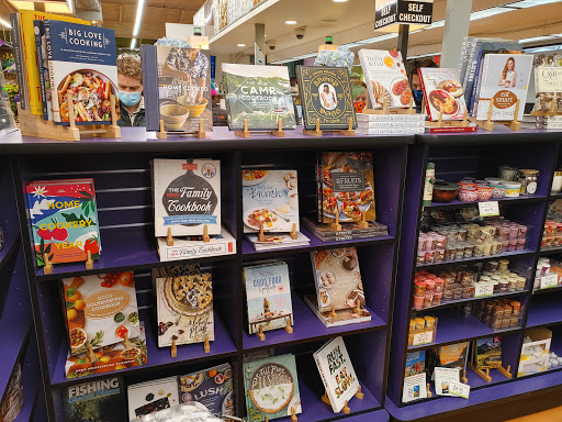 Grocery Store «Newport Avenue Market», reviews and photos, 1121 NW Newport Ave, Bend, OR 97703, USA