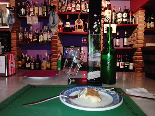 Información y opiniones sobre Taberna Cuévano de Pola De Siero