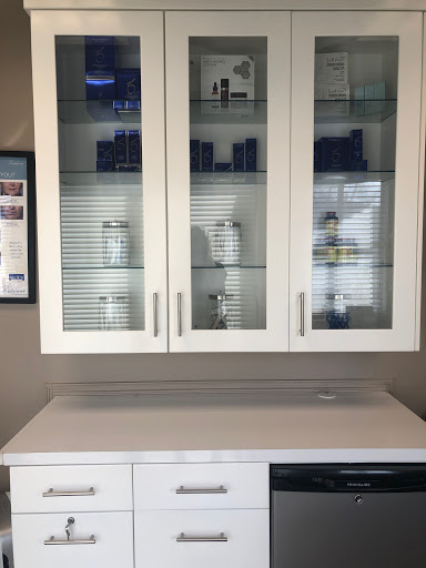 Tamra Bedford, Cosmetic RN image