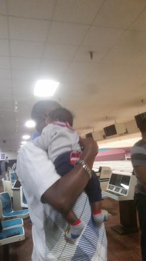 Bowling Alley «Village Lanes», reviews and photos, 330 N Hardee St, Durham, NC 27703, USA