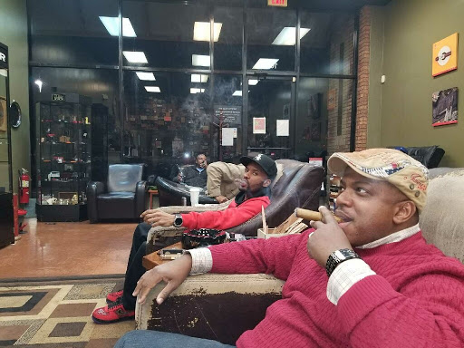 Tobacco Shop «Tinder Box Collierville», reviews and photos, 3615 S Houston Levee Rd, Collierville, TN 38017, USA