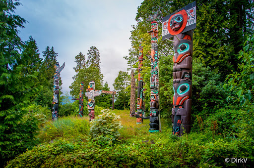 Totem Poles, Vancouver, BC V6G 3E2