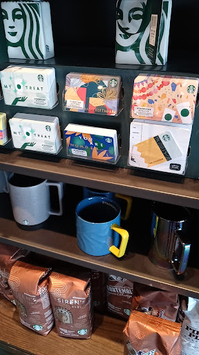 Coffee Shop «Starbucks», reviews and photos, 103 Mitchelle Dr, Hendersonville, NC 28792, USA