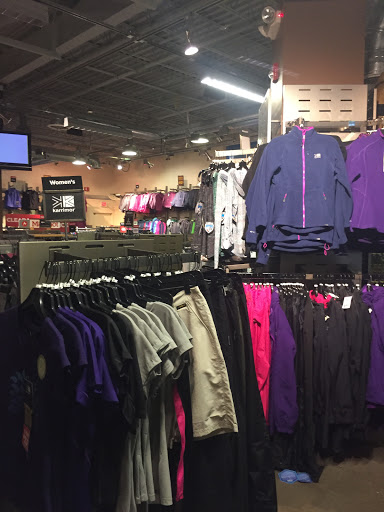 Outdoor Sports Store «Eastern Mountain Sports», reviews and photos, 3349 Monroe Ave, Rochester, NY 14618, USA