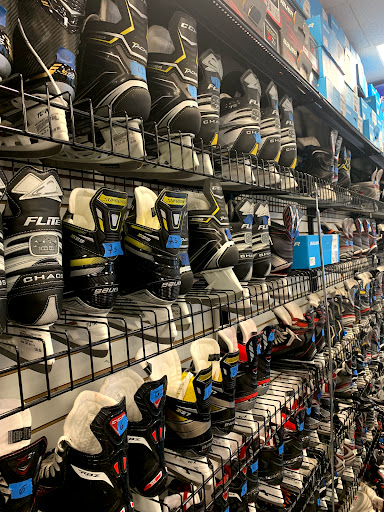 Sporting Goods Store «Play It Again Sports», reviews and photos, 1004 Lancaster Ave, Berwyn, PA 19312, USA