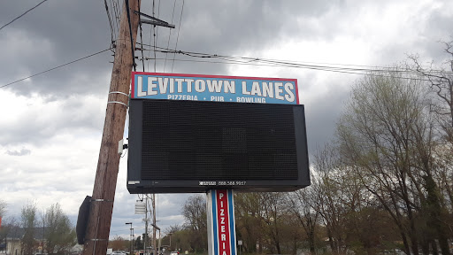 Bowling Alley «Levittown Lanes», reviews and photos, 8815 New Falls Rd, Levittown, PA 19054, USA