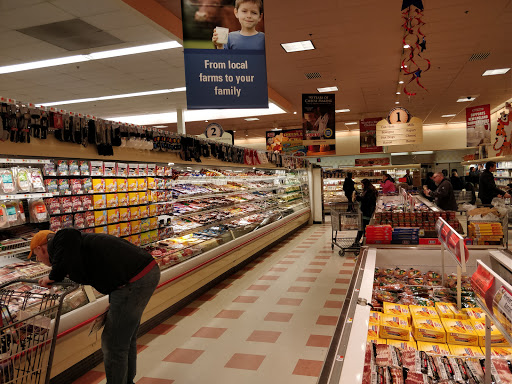 Grocery Store «Market Basket», reviews and photos, 310 Mishawum Rd, Woburn, MA 01801, USA