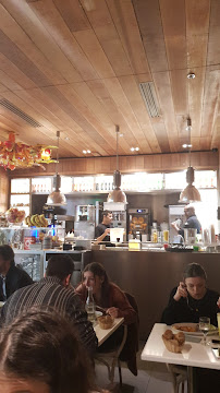 Atmosphère du Restaurant Le Paradis du Fruit - Vélizy 2 à Vélizy-Villacoublay - n°10