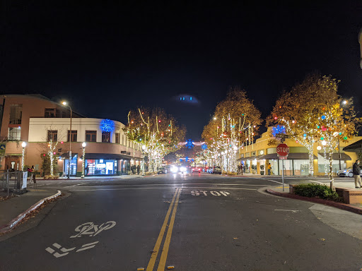 Shopping Mall «Fourth Street Shops», reviews and photos, 1834 Fourth St, Berkeley, CA 94710, USA