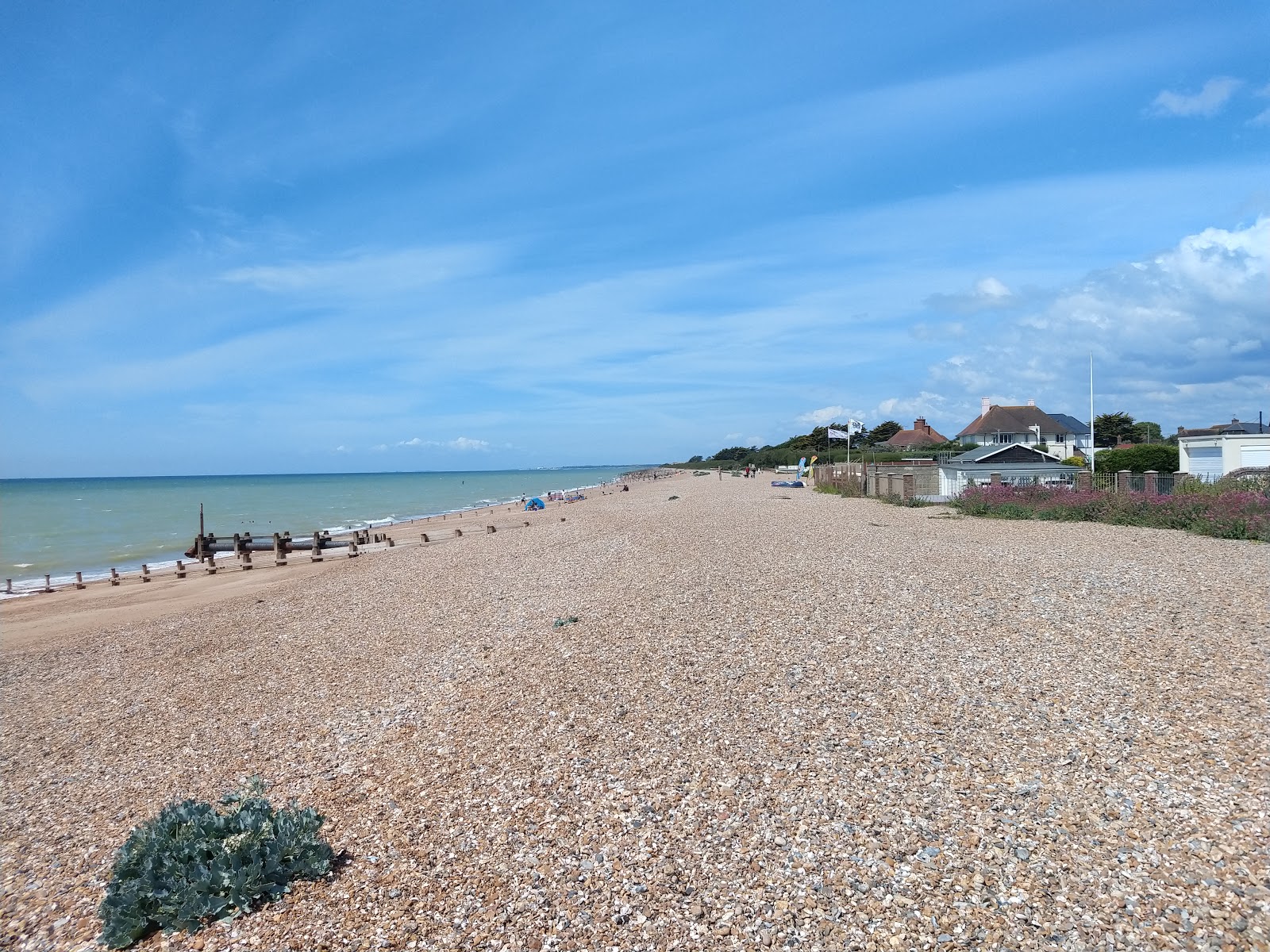 East Preston beach'in fotoğrafı düz ve uzun ile birlikte