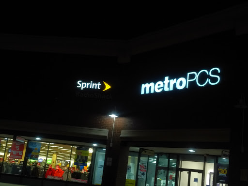 MetroPCS Corporate Store, 1532 Benning Rd NE, Washington, DC 20002, USA, 