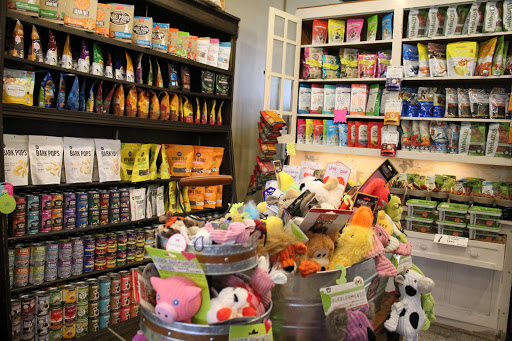 Pet Supply Store «City Dogs Grocery», reviews and photos, 884 Massachusetts Ave, Indianapolis, IN 46204, USA