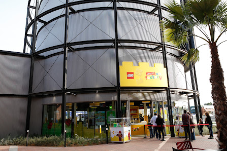 Lego Fan Factory Av. de Logroño, Km 6, 5, 50011 Zaragoza, España