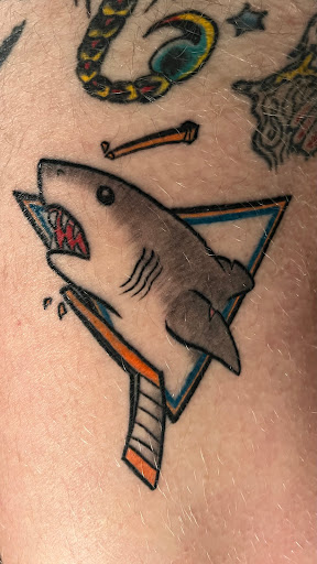 Tattoo Shop «Diamond Dagger Tattoo Studio», reviews and photos, 8894 Fort Smallwood Rd #9a, Pasadena, MD 21122, USA