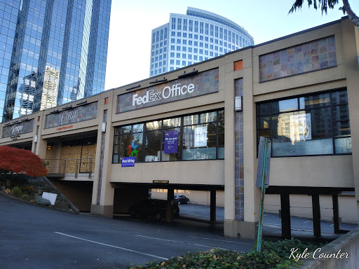 Print Shop «FedEx Office Print & Ship Center», reviews and photos, 10635 NE 8th St, Bellevue, WA 98004, USA