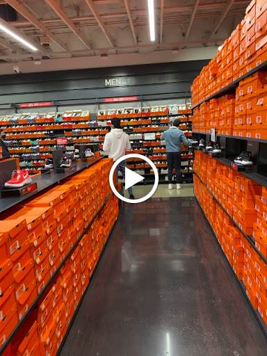 Clothing Store «Nike Factory Store», reviews and photos, 600 Bluebird Ct, Central Valley, NY 10917, USA