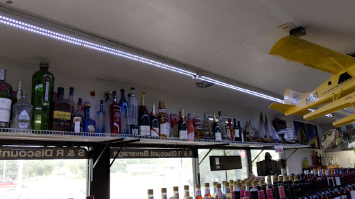 Liquor Store «Sunset Point Liquors», reviews and photos, 2516 Sunset Point Rd, Clearwater, FL 33765, USA