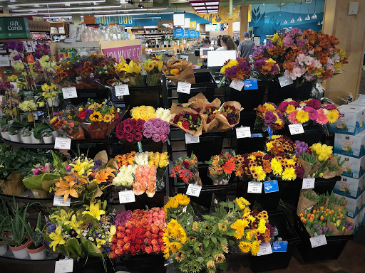 Grocery Store «Whole Foods Market», reviews and photos, 6621 W 119th St, Overland Park, KS 66209, USA