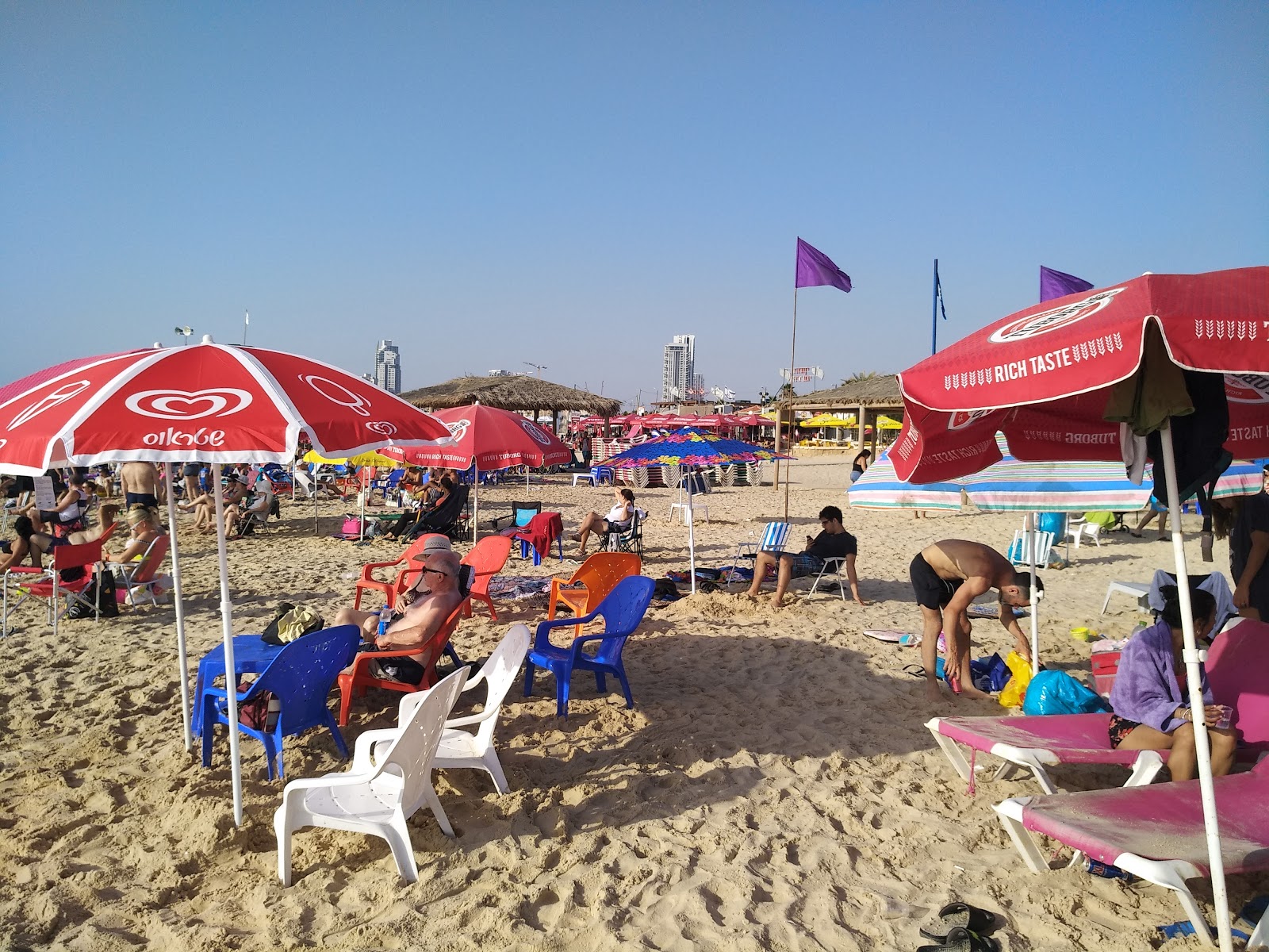 Fotografija Palmachim beach priljubljeno mesto med poznavalci sprostitve