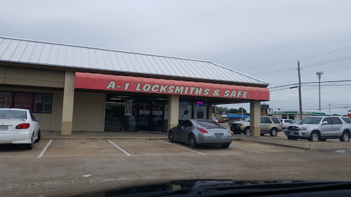 Locksmith «A-1 Locksmith - Plano», reviews and photos, 1100 W Parker Rd, Plano, TX 75075, USA