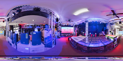 DJ Custom Audio image